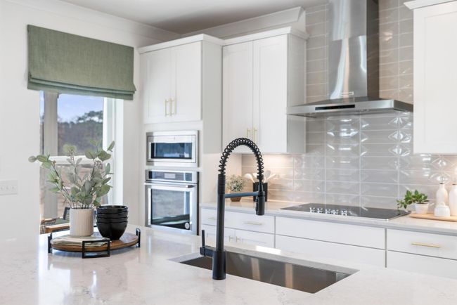 Aspen Enhanced Kitchen | Image 11