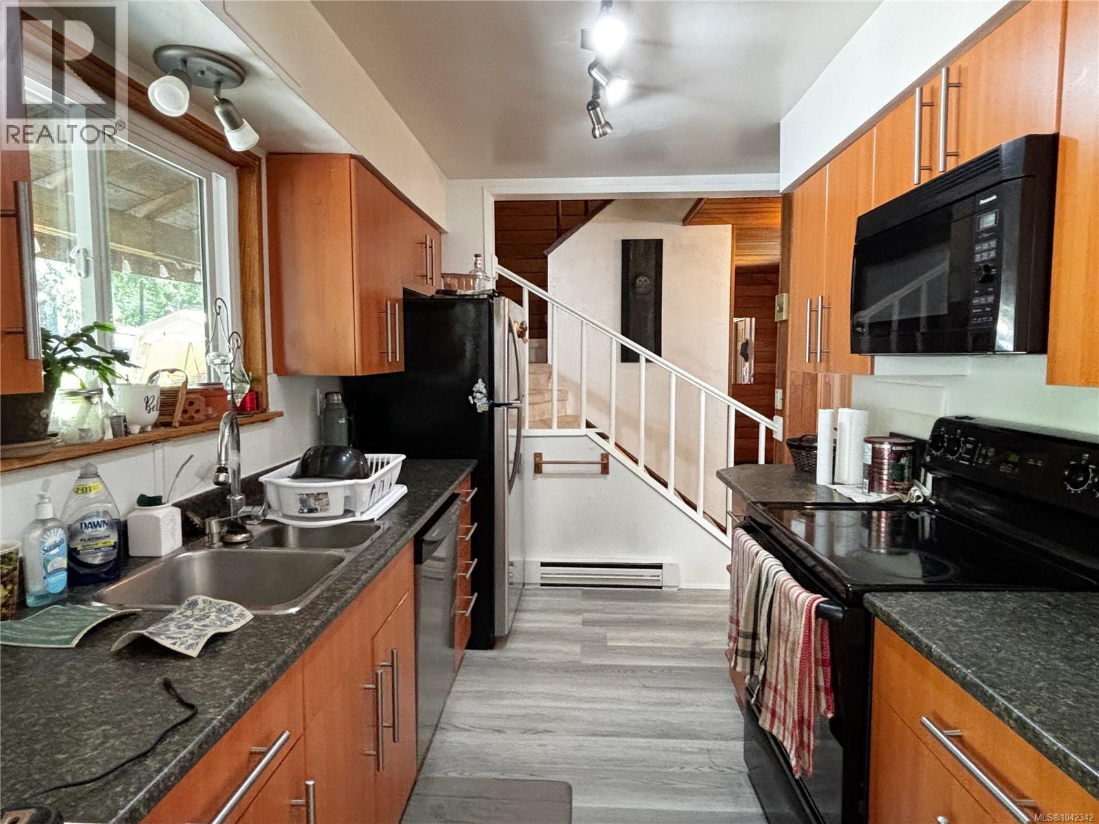 Residential in Gold River 2