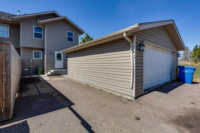 85 Lawford Avenue, Home with 4 bedrooms, 2 bathrooms and 2 parking in Red Deer AB | Image 41