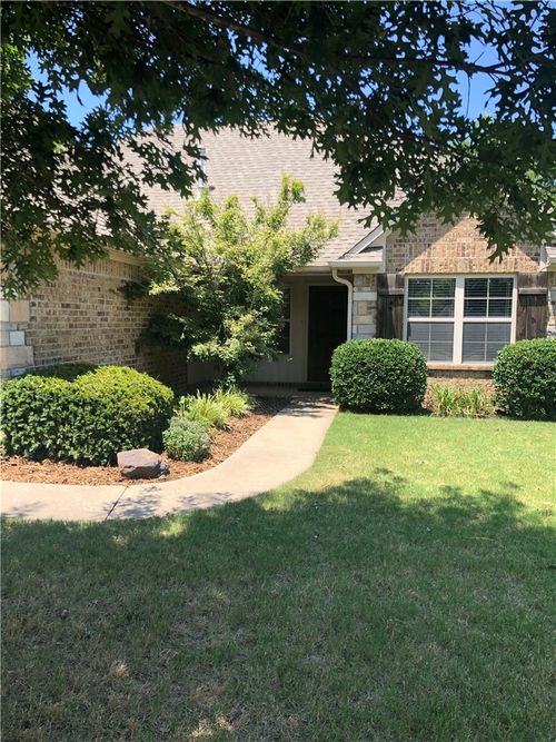 3690 Mountain View Drive, Fayetteville, AR, 72704 | Card Image