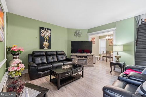 7056 Saybrook Ave, PHILADELPHIA, PA, 19142-1124 | Card Image