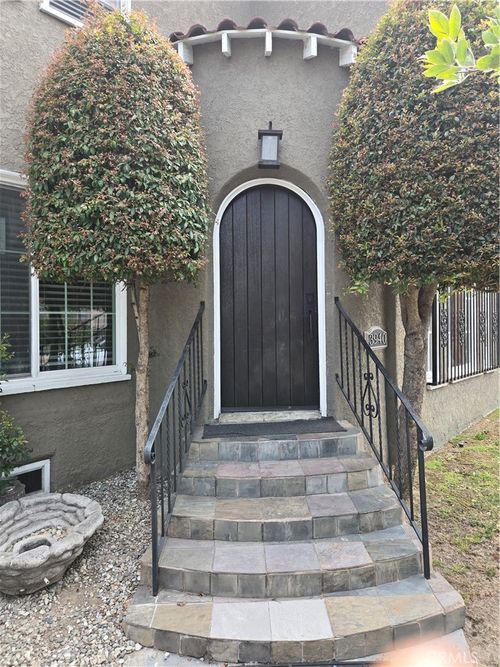 3940 W 60th Street, Los Angeles, CA, 90043 | Card Image