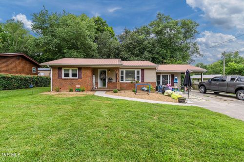 126 Dennison Dr, Whitesburg, TN, 37891-9335 | Card Image