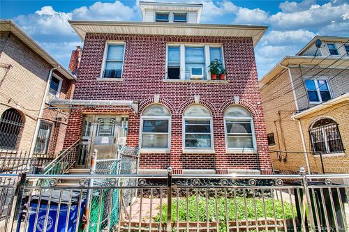 2540 Davidson Avenue, New York, NY, 10468 | Card Image