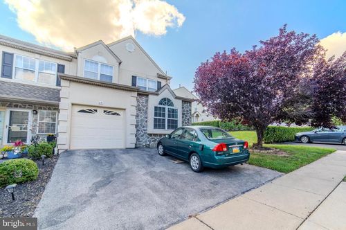 651 Fawn Cir, KING OF PRUSSIA, PA, 19406-1536 | Card Image