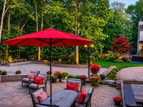 43 Greenwich Ave, Central Valley, NY, 10917-3717 | Card Image