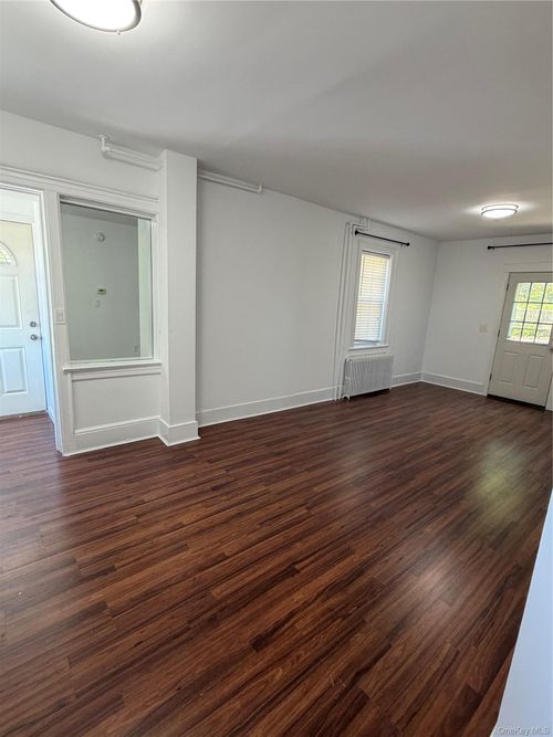 6 Franklin St, Eastchester, NY, 10709-3506 | Card Image