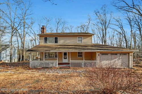 332 Pocono Blvd, Bushkill, PA, 18324-8452 | Card Image