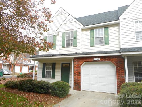 1957 University Heights Ln, Charlotte, NC, 28213-4076 | Card Image