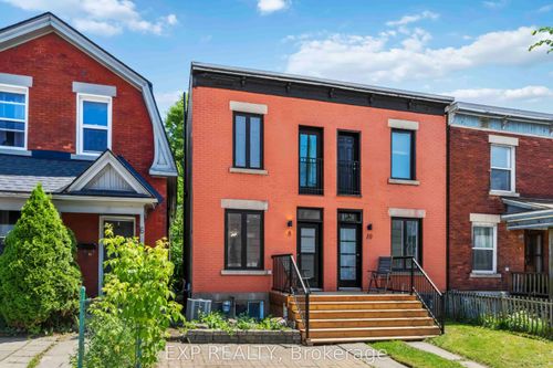 8 Orangeville St, Ottawa, ON, K1S3C8 | Card Image