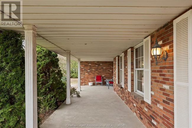 7819 Rivard Line, House other with 5 bedrooms, 4 bathrooms and null parking in Grande Pointe ON | Image 8