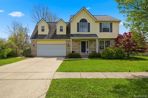 30179 Kim Ln, Romulus, MI, 48174-3398 | Card Image