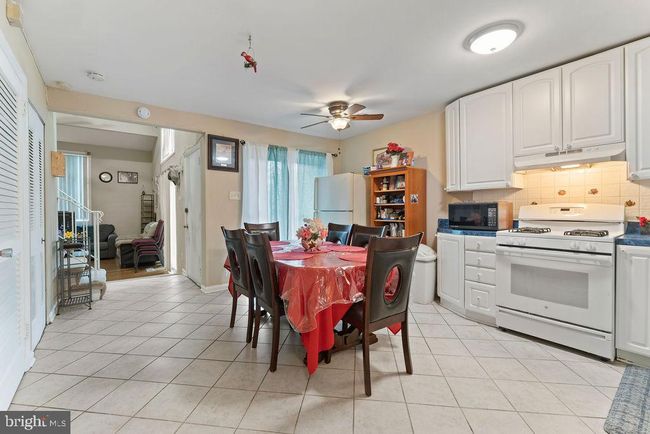 10805 Violet Ct, Townhouse with 3 bedrooms, 2 bathrooms and null parking in MANASSAS VA | Image 11