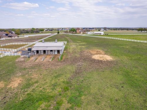 136 Parkside Ct, Gunter, TX, 75058-3196 | Card Image