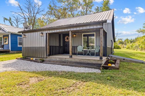 630 W North St, Mountain Grove, MO, 65711-1931 | Card Image