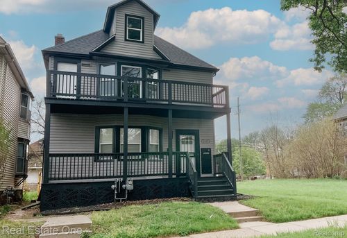 2439 Sheridan St, Detroit, MI, 48214-1722 | Card Image
