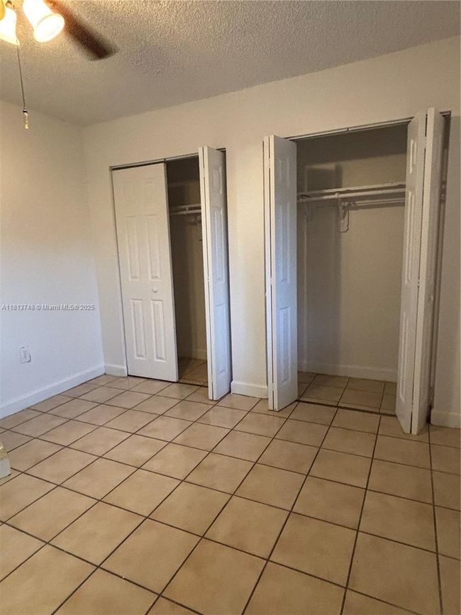 APT-2365 - 10000 Nw 80 Th Ct, Condo with 2 bedrooms, 2 bathrooms and null parking in Hialeah Gardens FL | Image 27