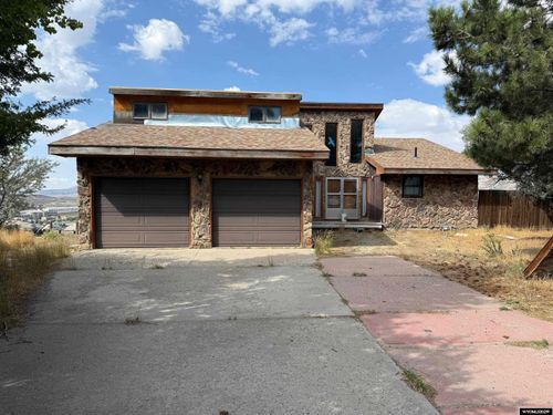1012 Highland Way, Rock Springs, WY, 82901-5823 | Card Image