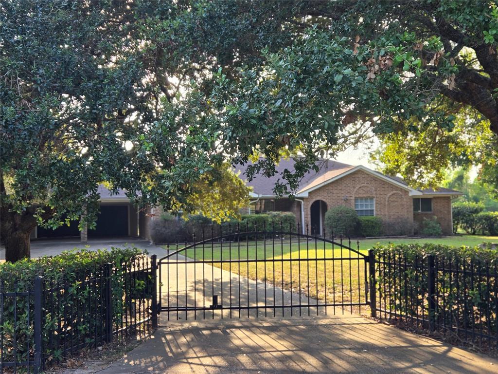 Fatheree Dr, Porter, TX 77365