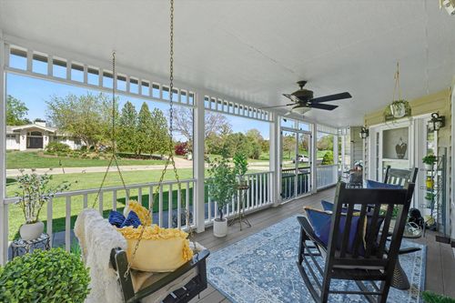 1307 Cross Creek Rd, Mahomet, IL, 61853-3723 | Card Image