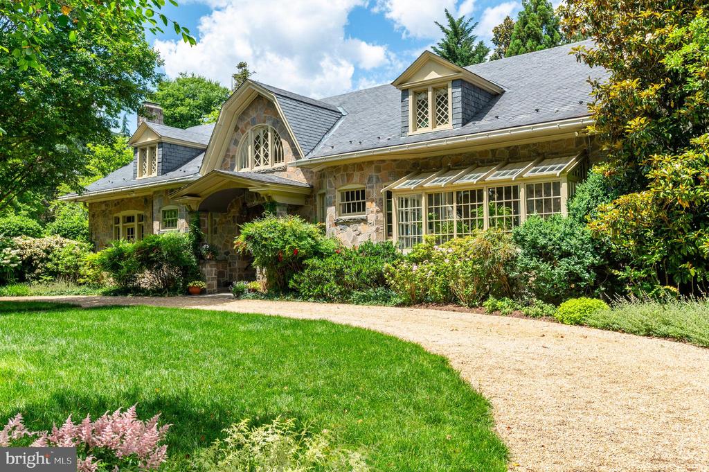 Drummond Ave, Chevy Chase, MD 20815