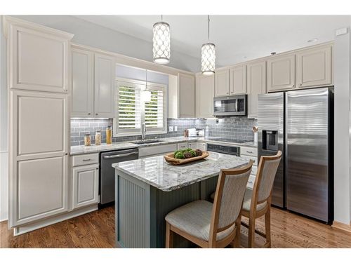 2341 Glacier Way, Hastings, MN, 55033-3757 | Card Image