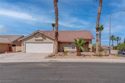 840 Coastal Beach Rd, Henderson, NV, 89002-8245 | Card Image