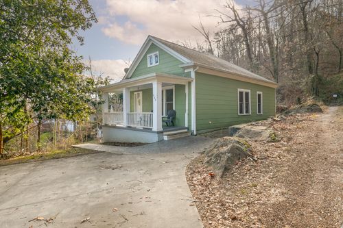 400 Old Mountain Rd, Chattanooga, TN, 37409-1228 | Card Image