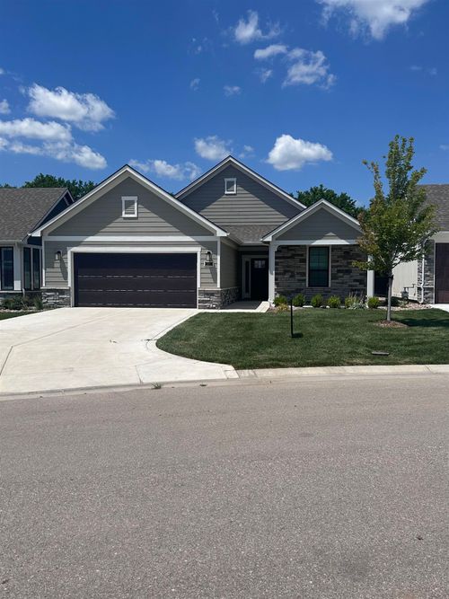 620 E Park Pl, Andover, KS, 67002-8977 | Card Image