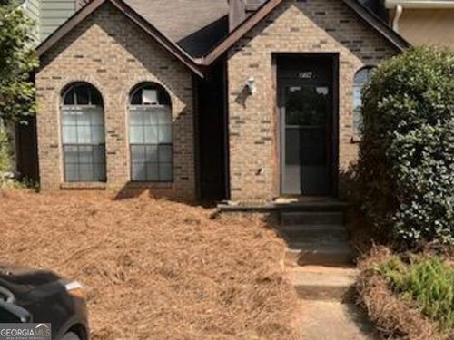 887 Brandy Oaks Ln, Stone Mountain, GA, 30088-2032 | Card Image