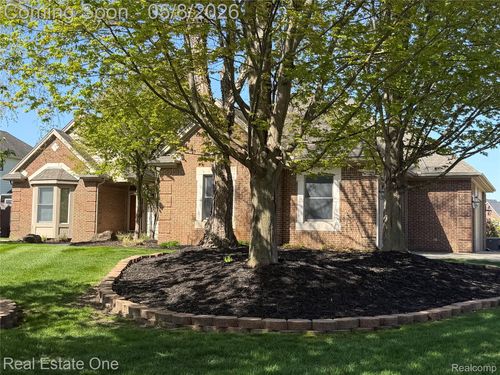 2616 Pebble Beach Dr, Oakland, MI, 48363-2449 | Card Image