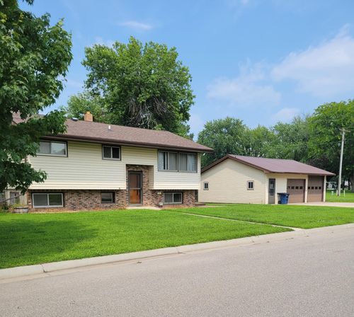 180 Maple St, Dawson, MN, 56232-2148 | Card Image