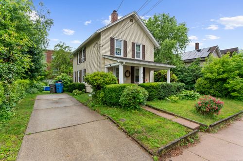 34 Eldridge St, Manchester, CT, 06040-6110 | Card Image