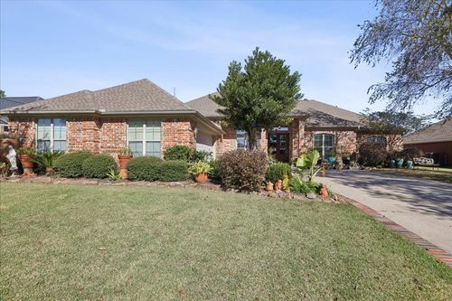 3230 Chasse Ridge Dr, Orange, TX, 77632-1523 | Card Image