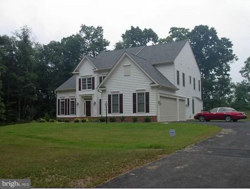 12777 Picnic Woods Rd, LOVETTSVILLE, VA, 20180-2923 | Card Image