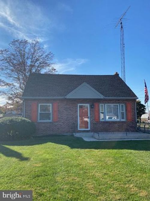 340 Edgewood Rd, YORK, PA, 17402-4201 | Card Image