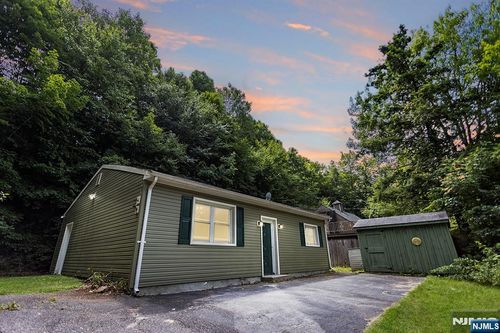 74 Riverside Rd, Hewitt, NJ, 07421-1531 | Card Image