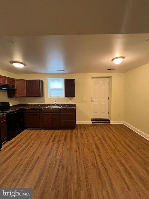0d-4300 Liberty Heights Ave, BALTIMORE, MD, 21207-0004 | Card Image