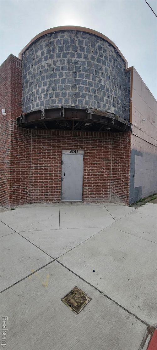 9247 Grand River Ave, Detroit, MI, 48204-2248 | Card Image