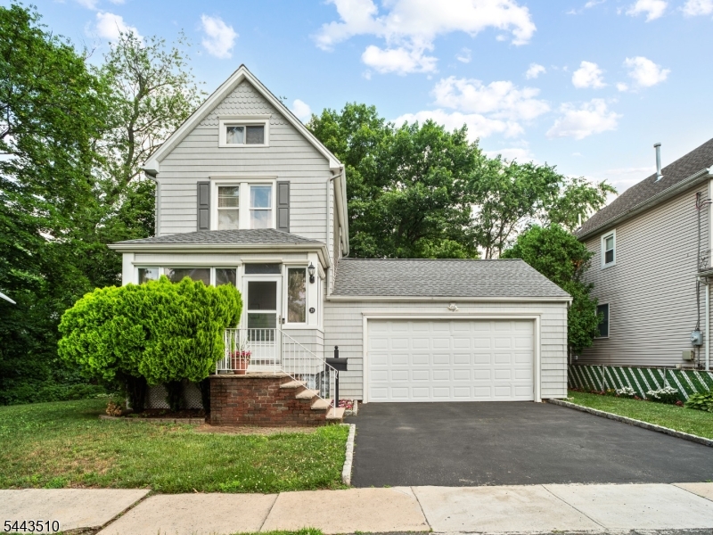 Residential in Bloomfield Twp. 3