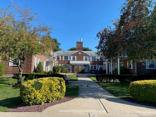 fl-1st-245 76th Ave, Bellerose, NY, 11426 | Card Image