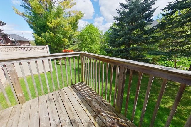 310 - 1742 Ravenwood Dr, Condo with 3 bedrooms, 3 bathrooms and 2 parking in Peterborough ON | Image 10