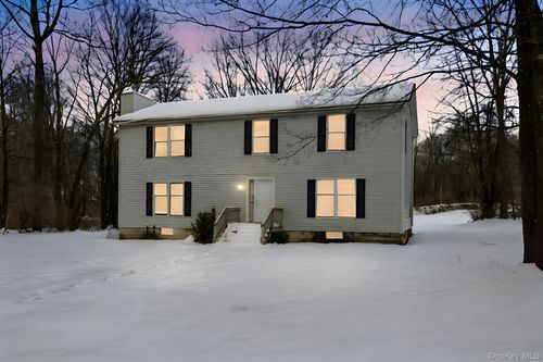 447 N Elting Corners Rd, Highland, NY, 12528-2849 | Card Image