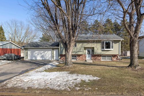 1605 Cliffview Drive, Holmen, WI, 54636 | Card Image
