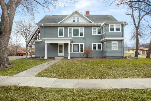 826 21st St S, Fargo, ND, 58103-2408 | Card Image