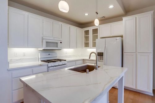 11825 Miro Cir, San Diego, CA, 92131-3320 | Card Image