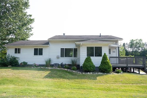 5080 Chilson Rd, Howell, MI, 48843-9452 | Card Image