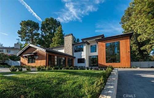 5461 Paradise Valley Rd, Hidden Hills, CA, 91302-2437 | Card Image