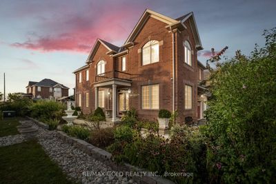 41 Peppermint Close, House other with 5 bedrooms, 6 bathrooms and 4 parking in Brampton ON | Image 1