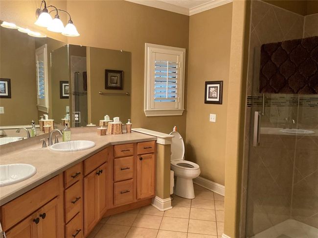 Primary Bath | Image 17
